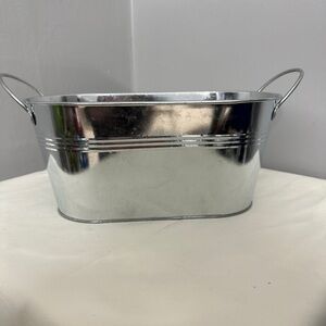 Silver Metal Oval Containers For Floral Arrangements or Wedding Decor. (4)